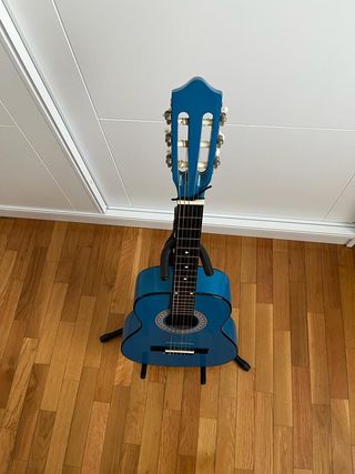 Guitarra española azul