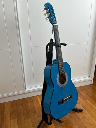 Guitarra española azul