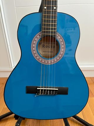 Guitarra española azul