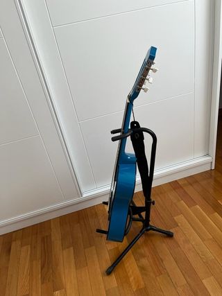 Guitarra española azul