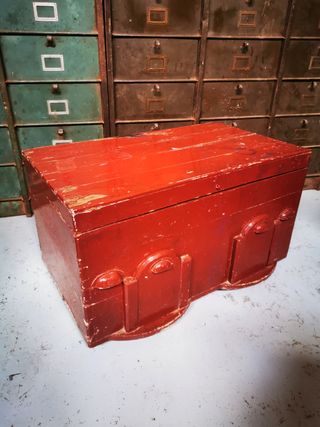 Baúl. Palomar. Antiguo.