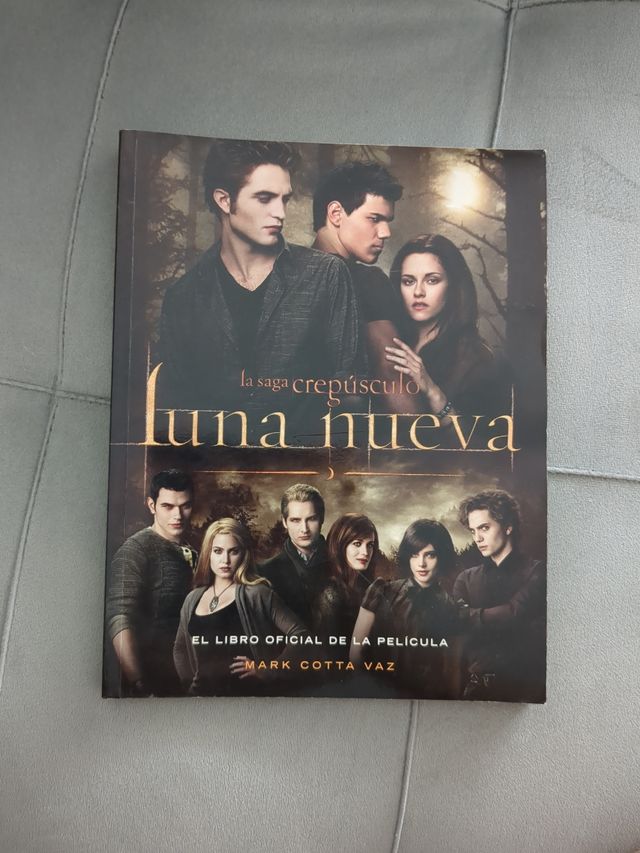 Libro Luna Nueva saga crepusculo.