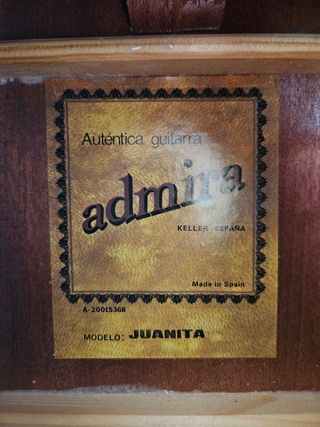 Guitarra Admira modelo Juanita