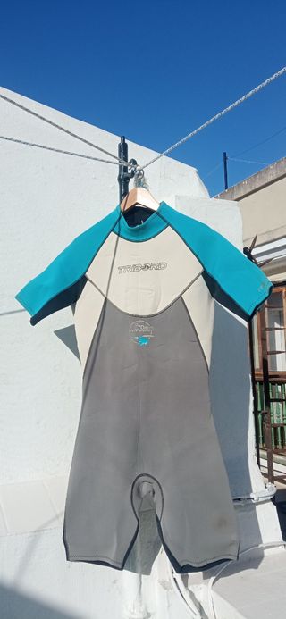 Traje neopreno corto