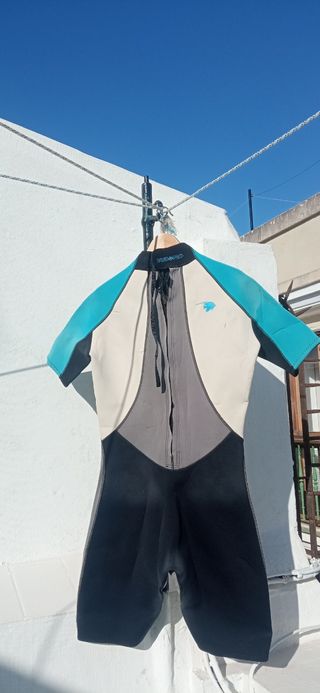 Traje neopreno corto