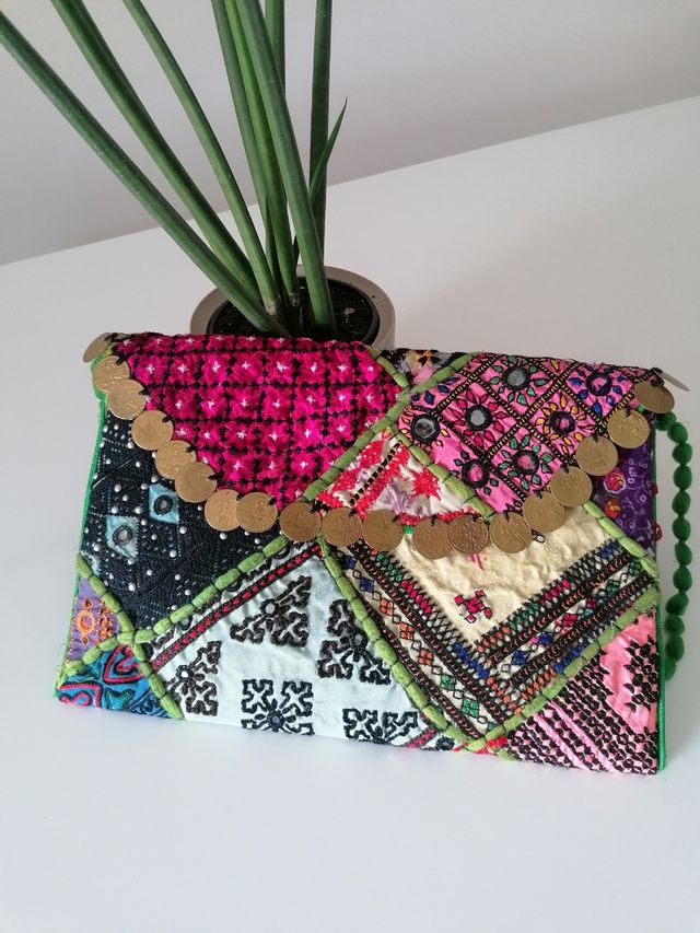 Bolso étnico tipo cartera, 30x20cm