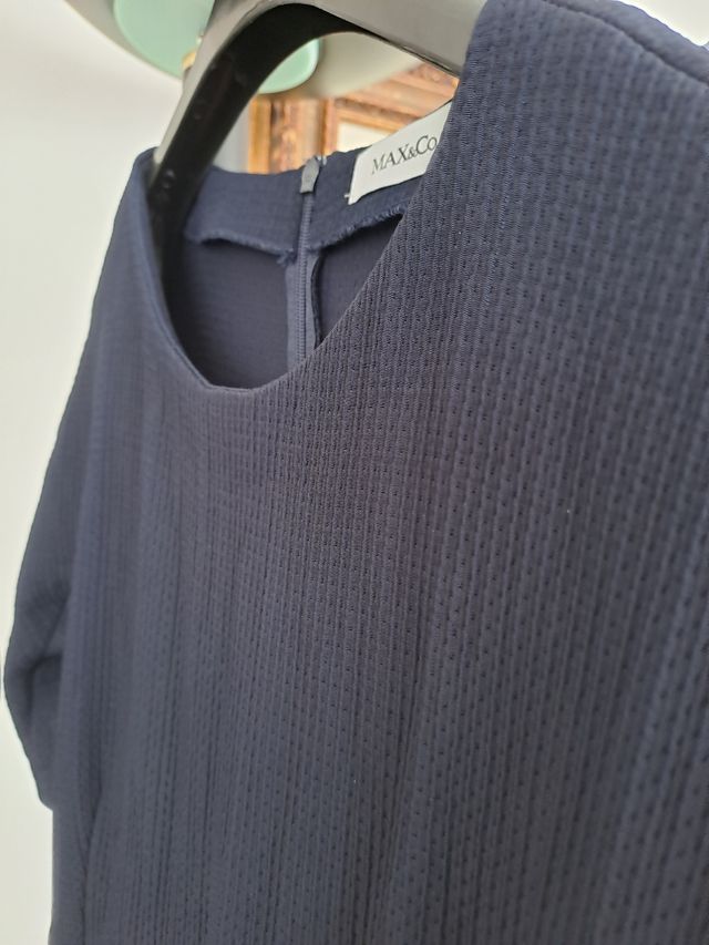 Vestido azul marino de Max&Co.