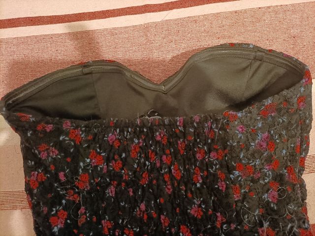 Top senza maniche motivo floreale taglia S