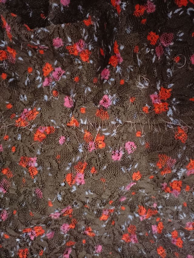 Top senza maniche motivo floreale taglia S