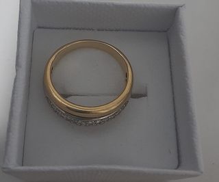 Anillo de oro 18k