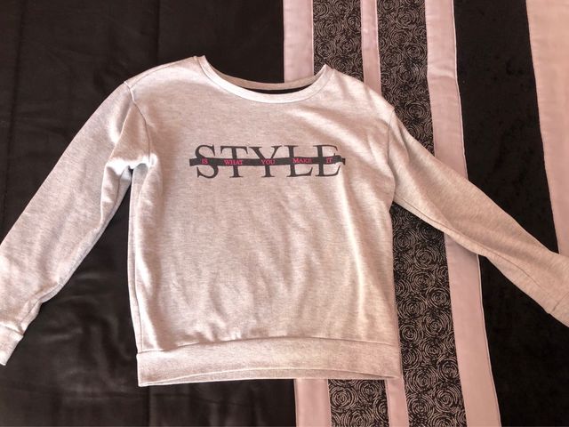 Sudadera gris