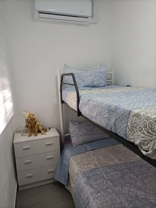 casa alquiler Chipiona a 3 min de la Playa  semana quincena fines de semana y por día ideal moteros semana santa cochera opcional