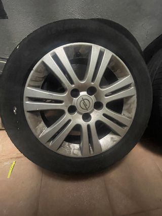 Juego llantas opel 16 pulgadas Medida 205/55 R16