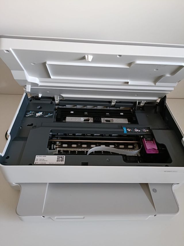 Impresora multifunción HP6032 seminueva