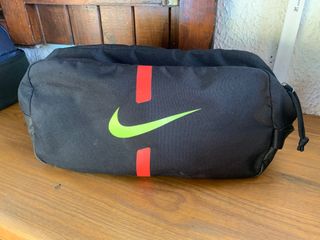 Botero NIKE