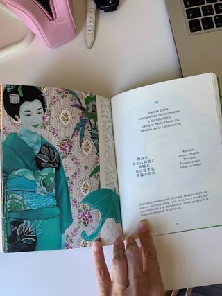 Libro de poesía Tankas habitados