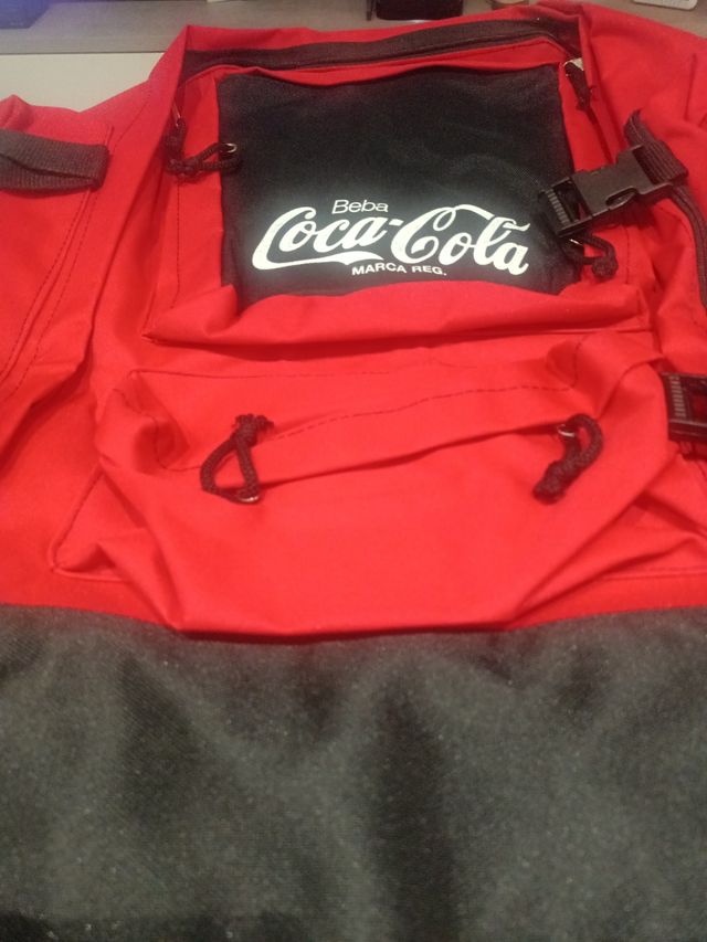 mochila montaña Cocacola