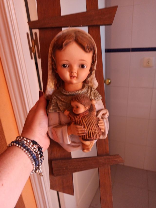 virgen con niño ,