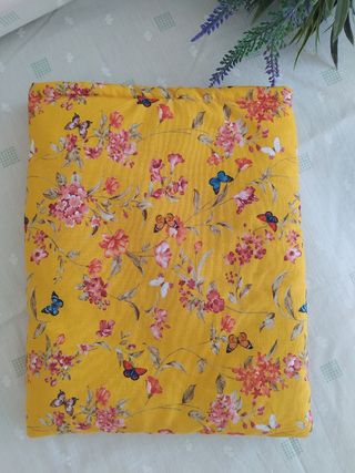 Funda libros mariposas y flores