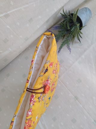 Funda libros mariposas y flores