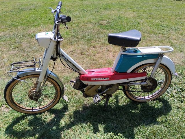 Peugeot 102,103,104 mobylette campera se recoge