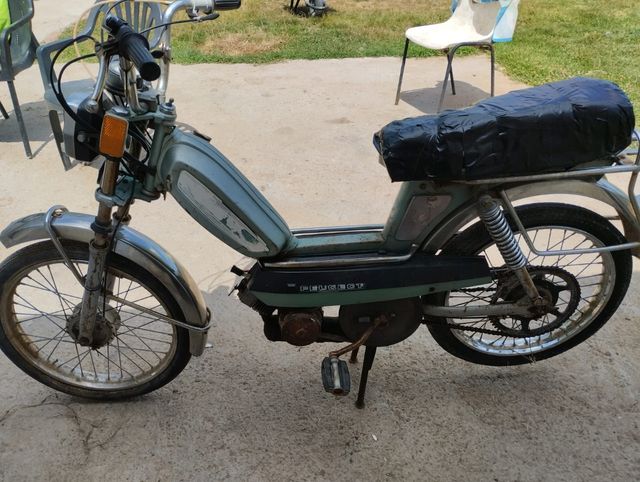 Peugeot 102,103,104 mobylette campera se recoge
