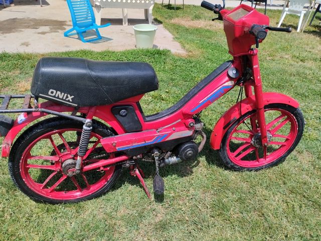 Peugeot 102,103,104 mobylette campera se recoge