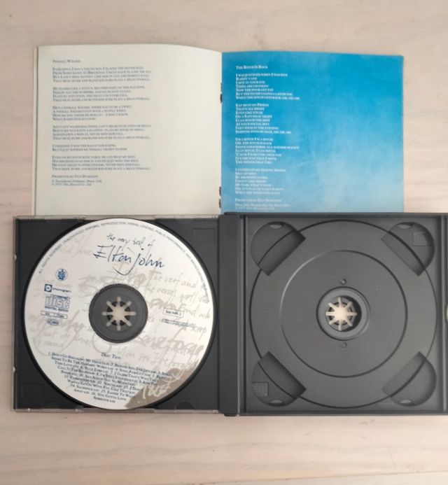 CD,s doble de Elton John