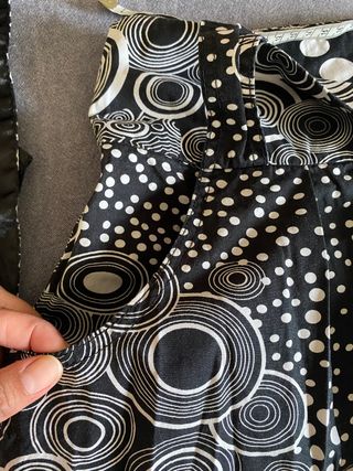 Falda midi estampado geométrico. AMISU. 38