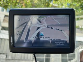 TOMTOM mod: 4EN42 Z1230