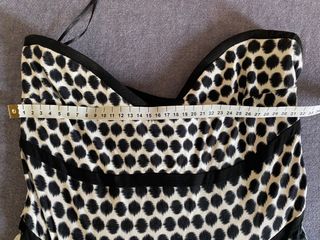 Vestido midi blanco y negro. MANGO. 38