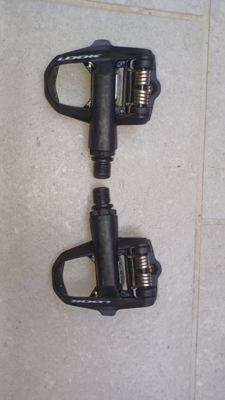 Pedales de carretera