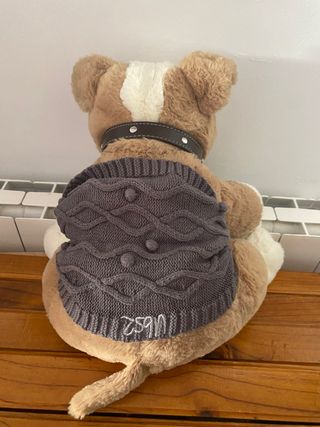 Perro de peluche