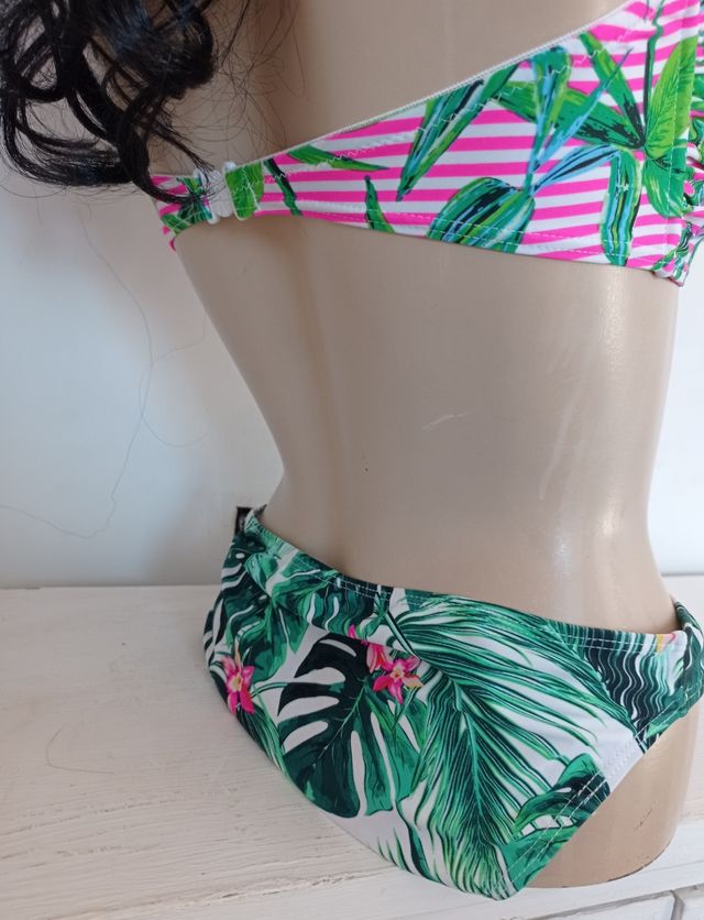 Pin Up Rockabilli Bikini Hawaiiana estil