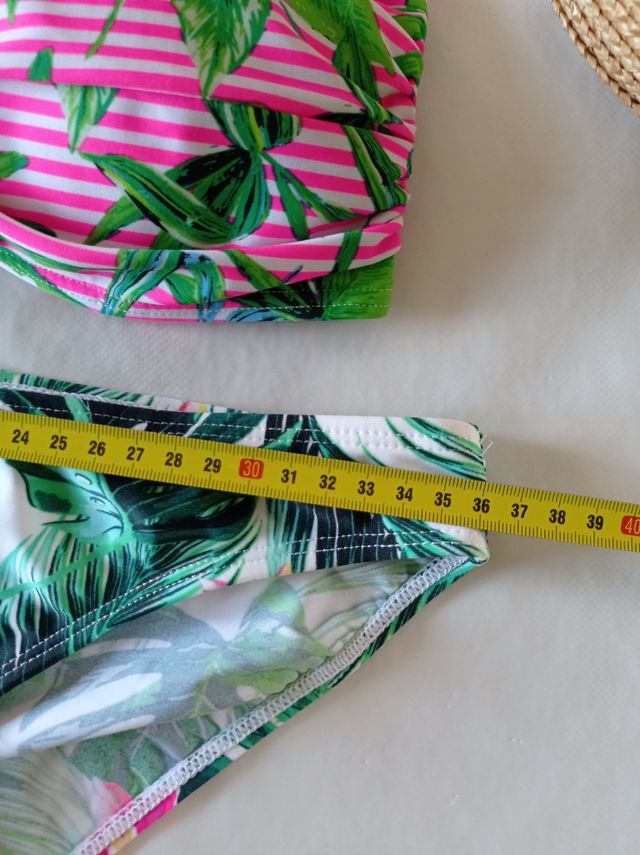 Pin Up Rockabilli Bikini Hawaiiana estil