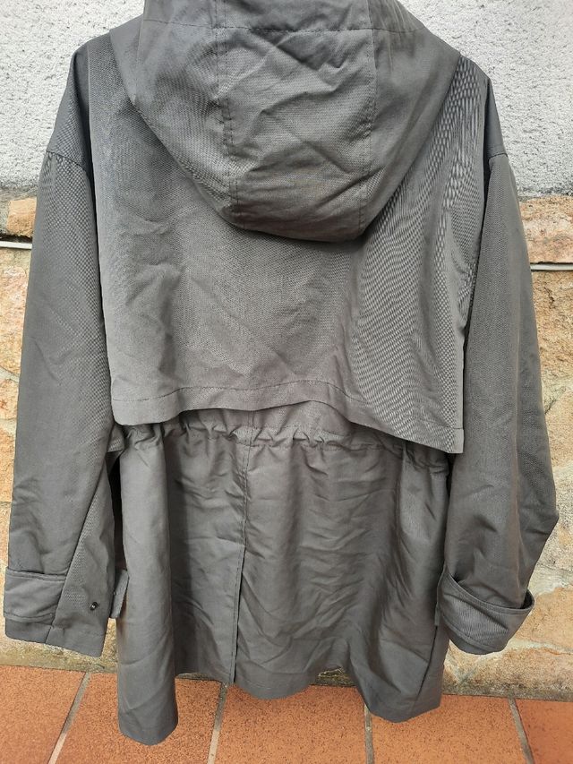 Parka bolsillos capucha Zara