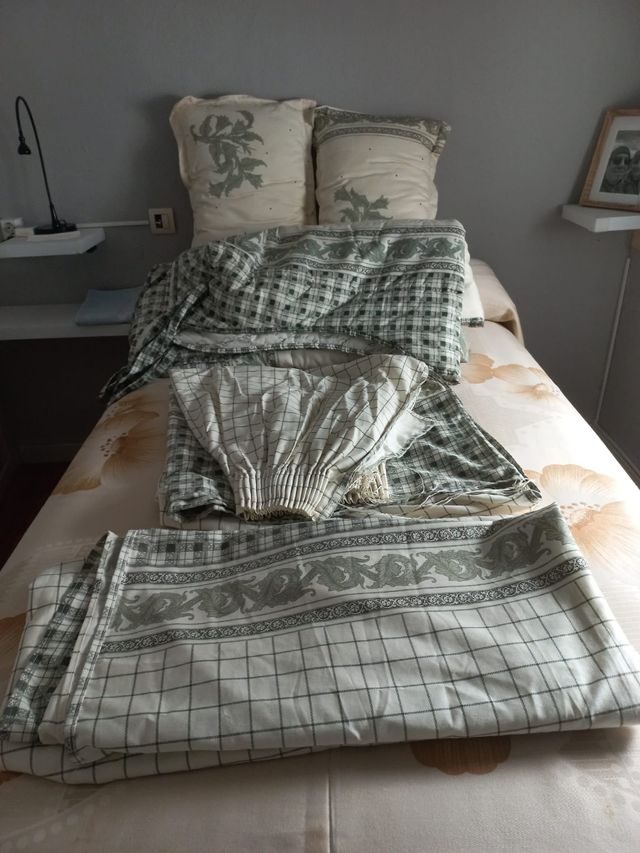 Juego de cama y cortinas