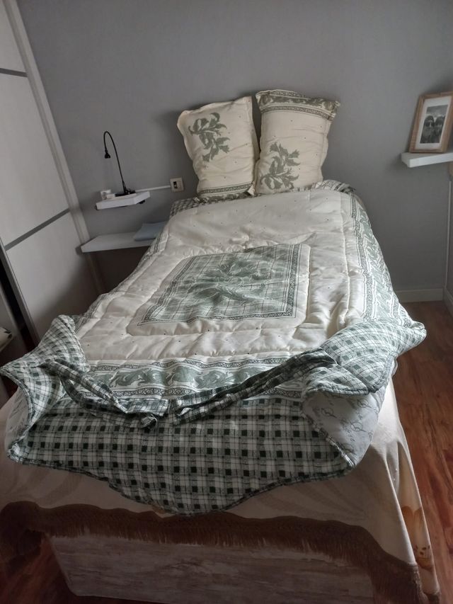 Juego de cama y cortinas