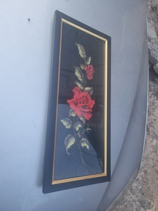 cuadro, cosido a mano.51 cm alto,23 cm ancho.