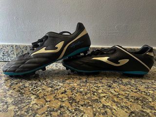 Botas de fútbol