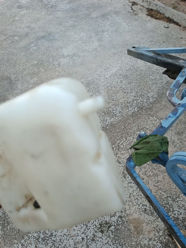 depósito de limpiaparabrisas super 5 gts 