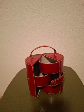 Joyero + Collares de bisutería (5)