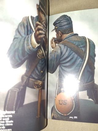 DIFICIL , INVICTUS DESIGN THE ART OF VICTOR MARIN