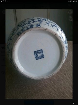 Antiguo jarrón cerámica china.