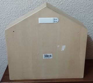 Estantería de madera (Casita)