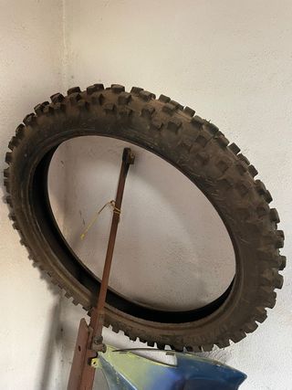 neumatico delantero pirelli scorpion 70/100/17