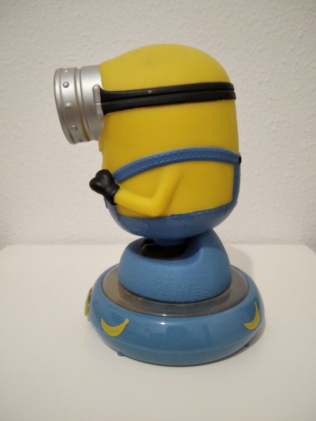 Lámpara minion