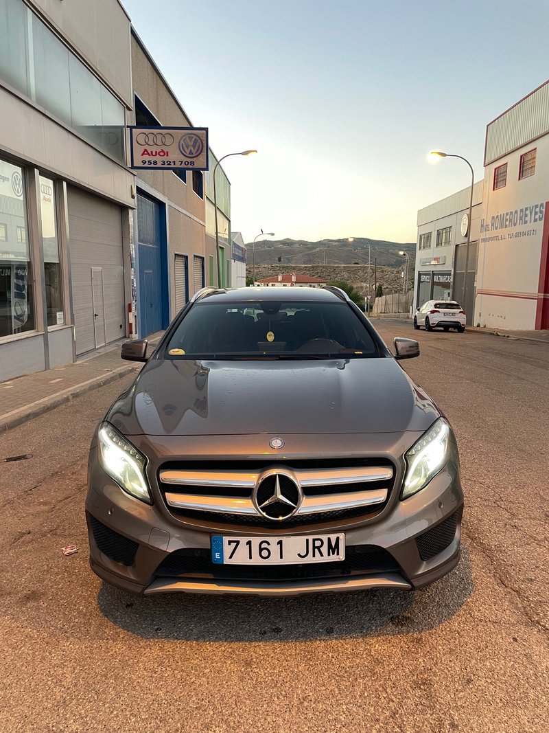 Mercedes-Benz GLA 2017 - foto 1