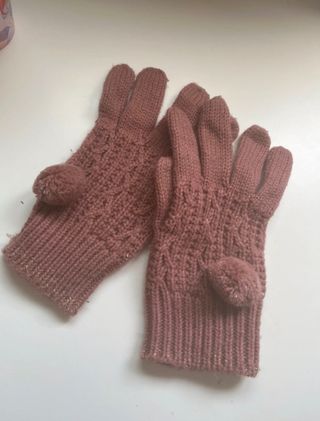 guantes gordos de invierno con pompón