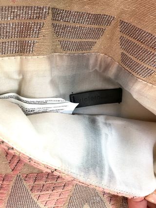 Bolso-cartera de mano, de tela dibujo geométrico